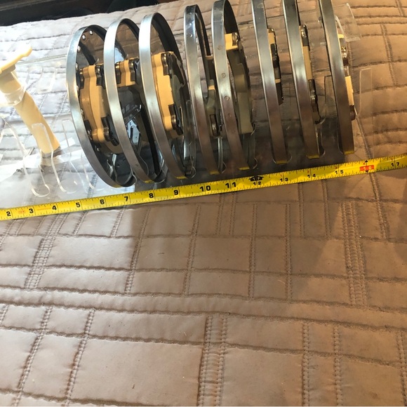 CUISINART PLEXIGLASS heavy duty rack holder for up to 11 food processor discs - Picture 4 of 7